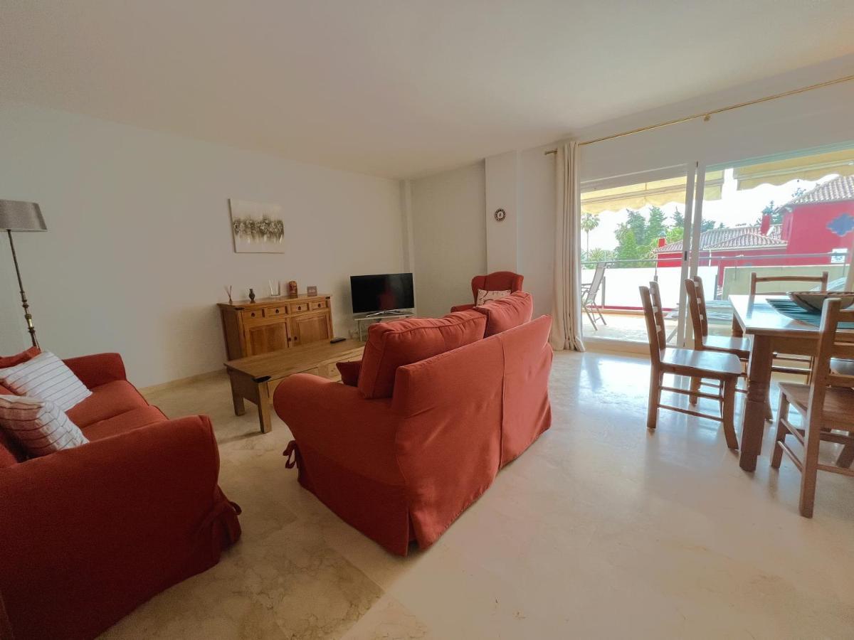 3 Bed Las Petunias, San Pedro Marbella Kültér fotó