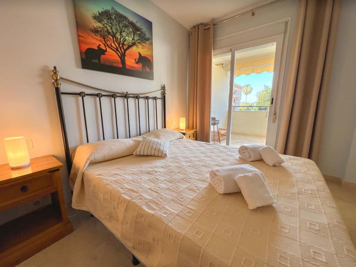 3 Bed Las Petunias, San Pedro Marbella Kültér fotó